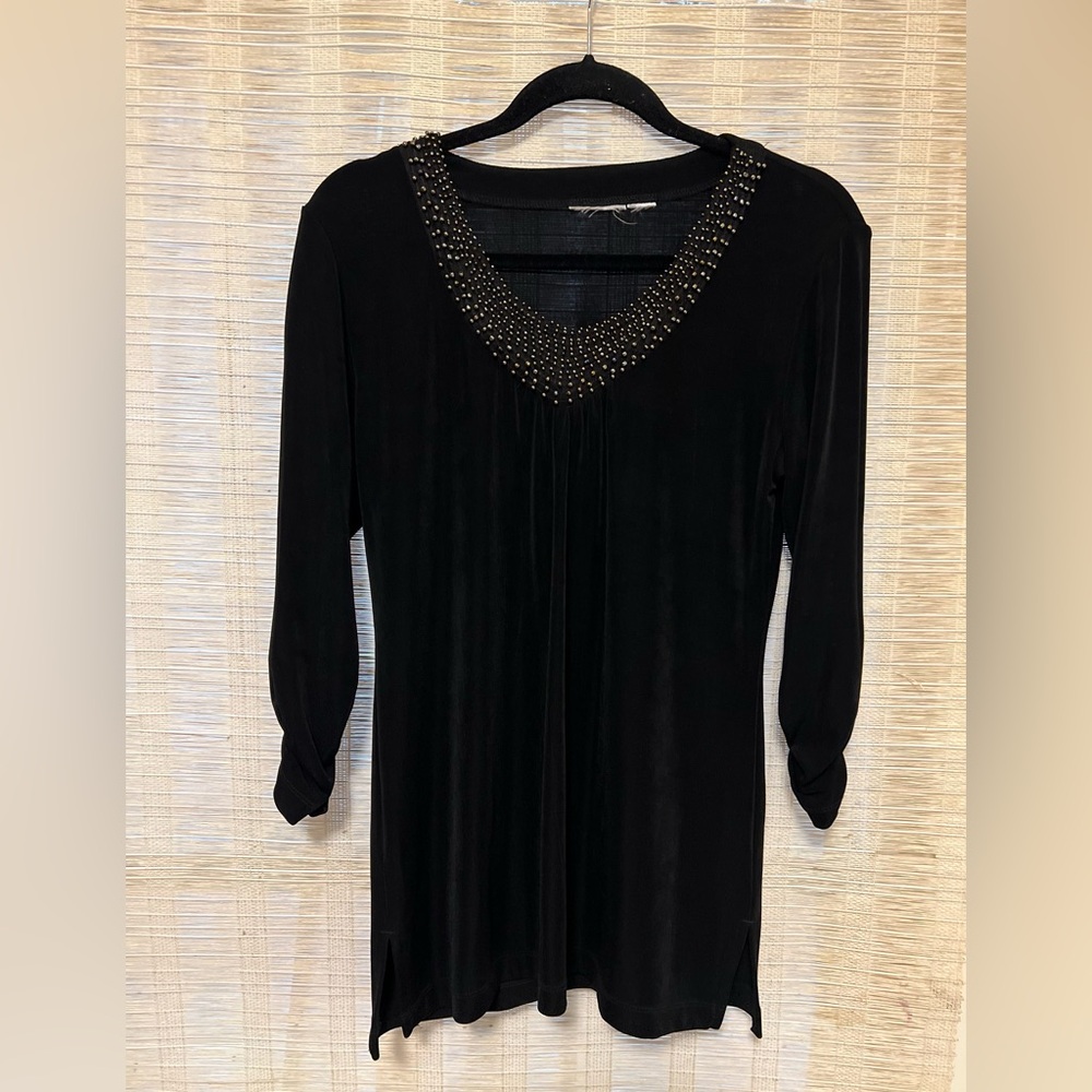 Chicos travelers’s Black Three-Quarter ruched sleeves V-neck W beaded Top detail